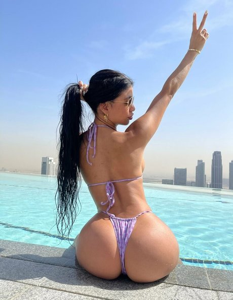 Lilveronicar modèle nu galerie