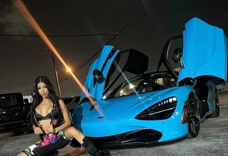 Lilveronicar estrella desnuda galerías