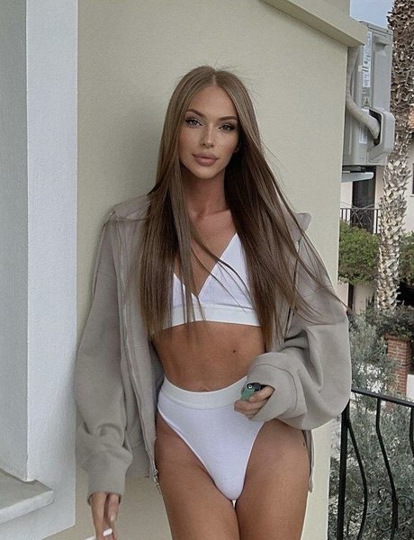 Anastasia Fedyanina actriz de desnudos recopilación