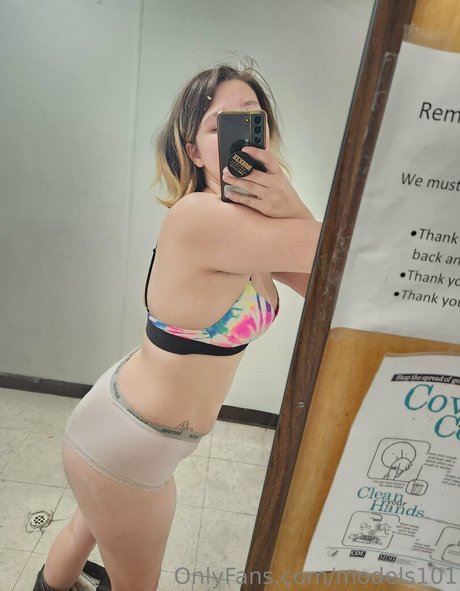 models101 desnudos de estrellas porno fotos