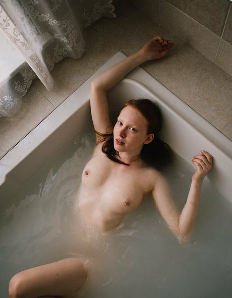 Arina Bik estrella xxx imagen