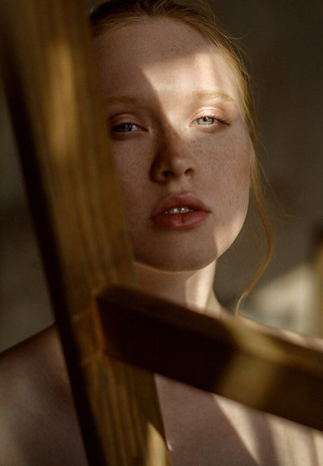 Arina Bik modèles nus galeries