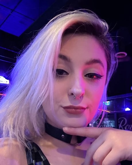Luna Kat_ model adult photos