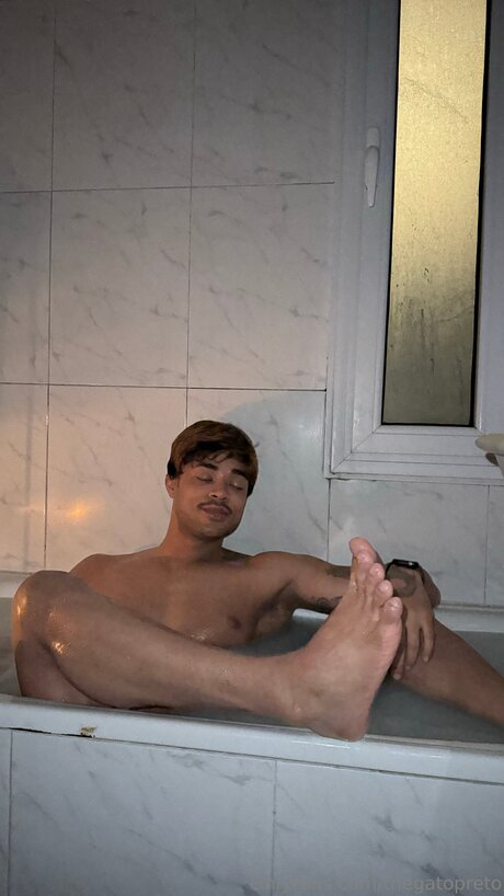 Zaah Wayne_ actrice de nus image