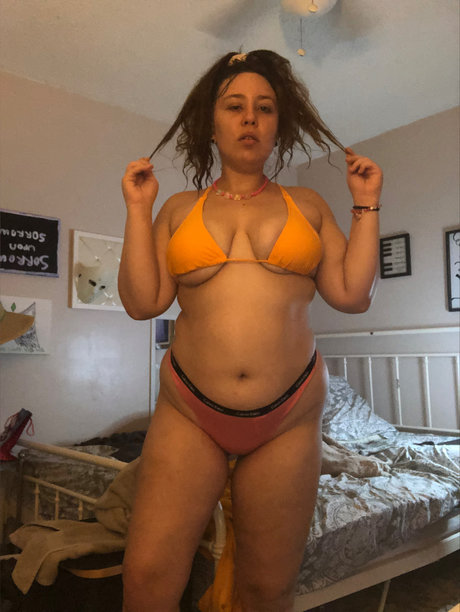 Stella Bars xxx model picture