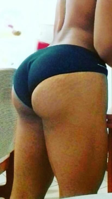 Redbootyisback adult actress picture