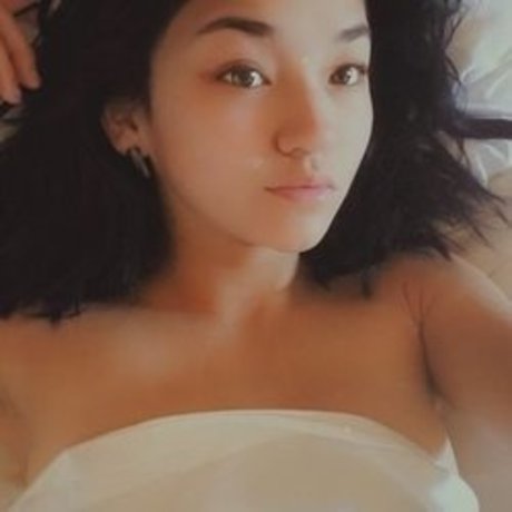 SmexyKitten nude pornstar pic
