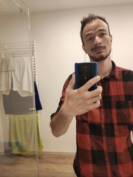 MatzeF3 sexy model img