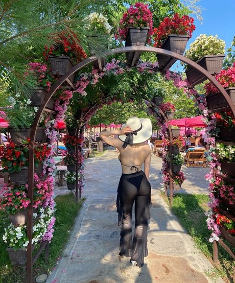 Athena Cosplay Miniature