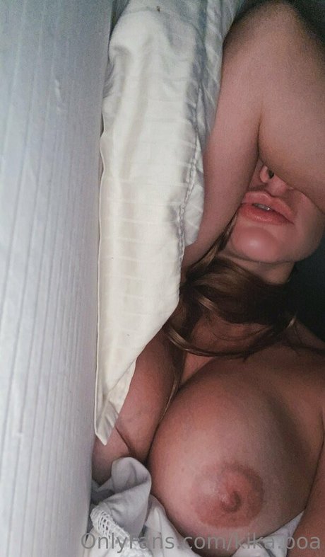 kika poa estrella de alta definición foto