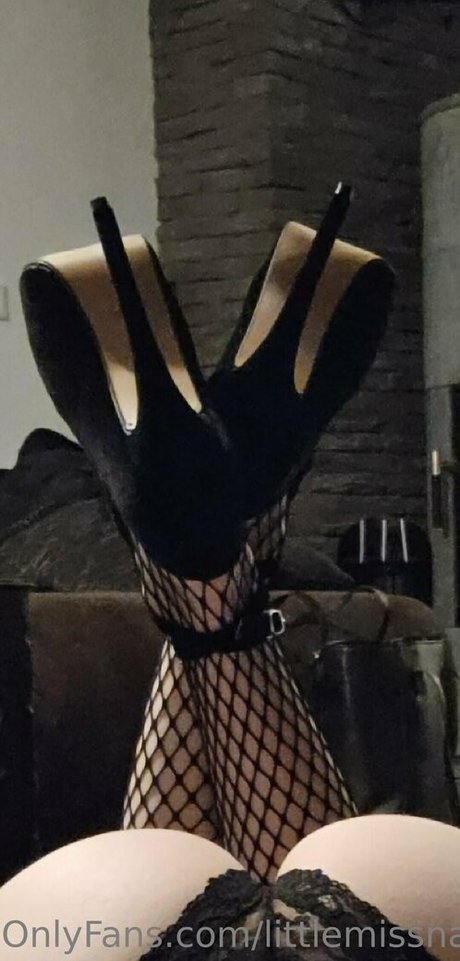 littlemissnaughtytw modelo sexy recopilación