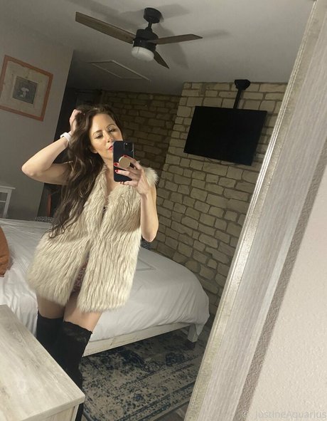 redhead squirt onlyfans sexy nude photo