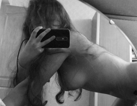 maycurlyvip arte estrella porno fotos