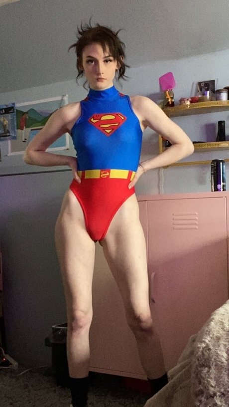 Soggyalien22 modelo libre galería