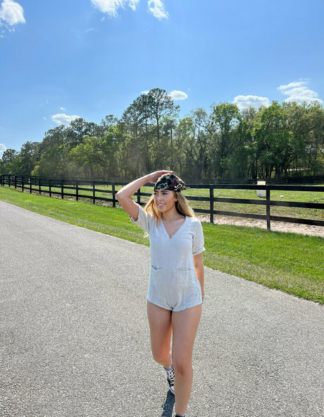 DakotaJane estrella sexy imágenes