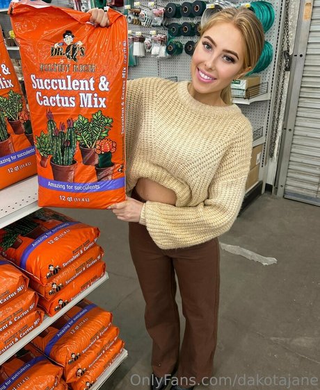 DakotaJane étoile magnifique photos