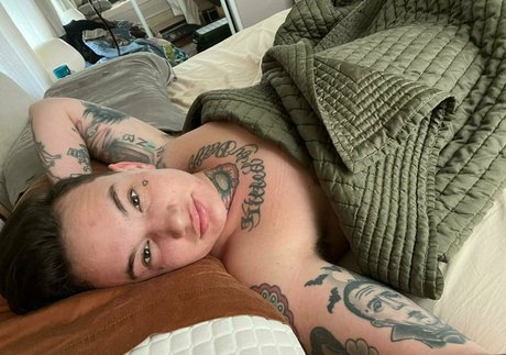 nikkihearts modelo gratis imágenes