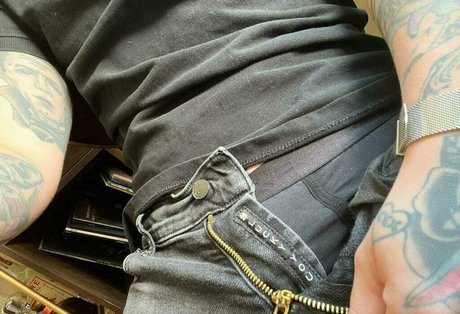 nikkihearts modelo porno galerías