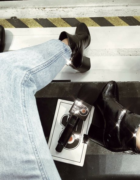 Andrea Helfrich modèle xxx galeries