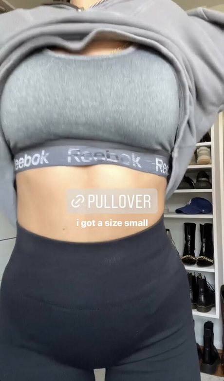 Andrea Helfrich star du porno parfaite galerie