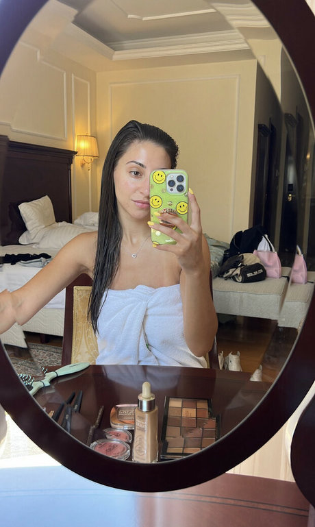 Andrea Helfrich actrice porno photos