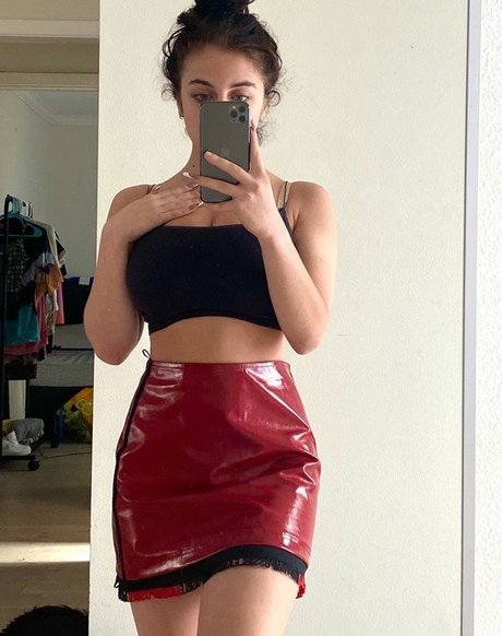 Baby Ariel star du porno nue collection