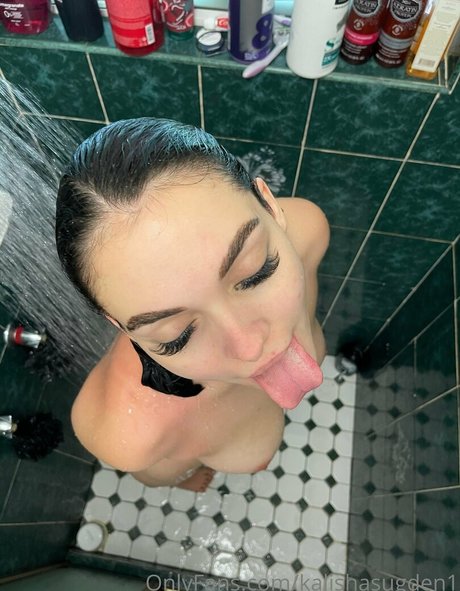 Kylie Sudgen star erotic images