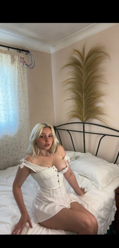 titslikedaisy bonita actriz imágenes