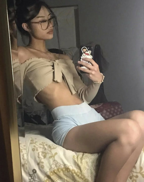 Foreign bich star hot img