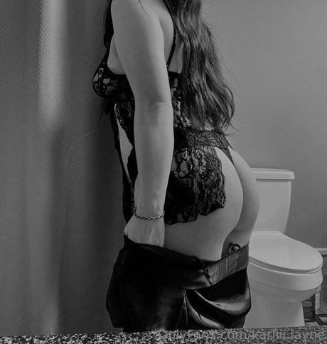 emswrldxo modèle pornographique des photos