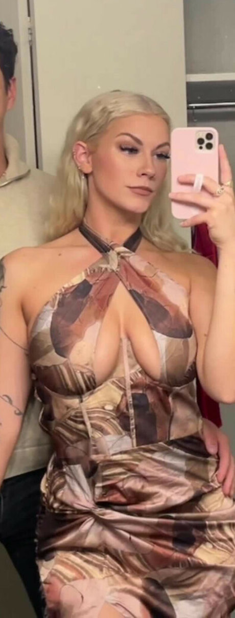 Taylor Hughs pornstar sex galleries