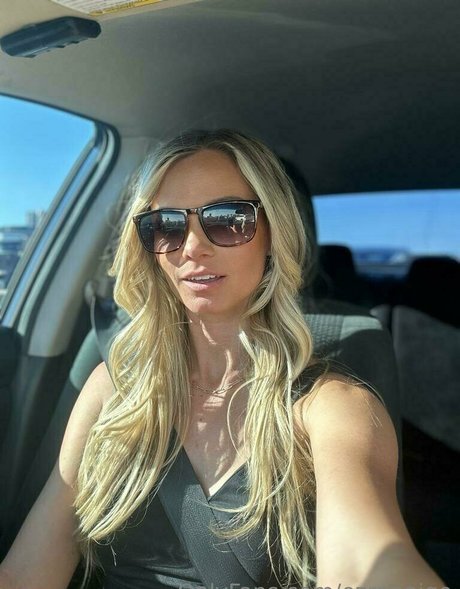 ezrapaige star du porno chaud galeries