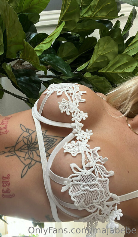 Majabebe actrice de nus photo