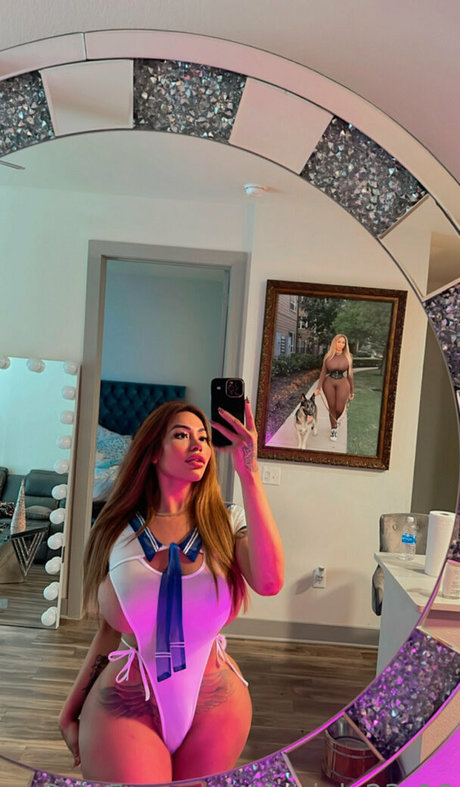 daniela23 19 top star archive