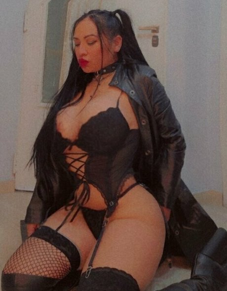 luly 000 sexo estrella porno galería