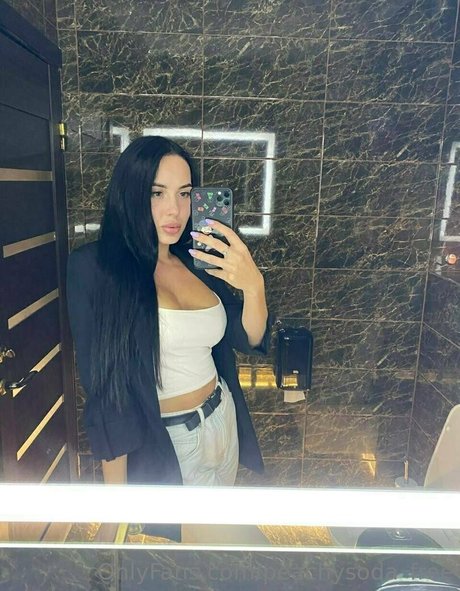 alinagrey pornstar image
