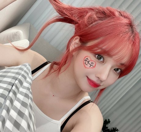 Se Yeon free star pic
