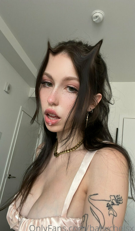 babychelsx haut modèle photos