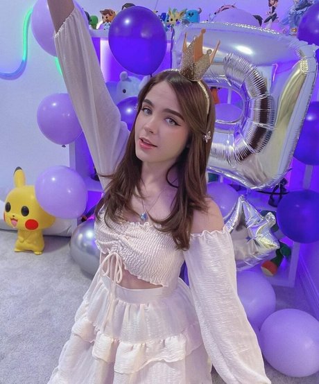 Staryuuki actrice sexy des photos