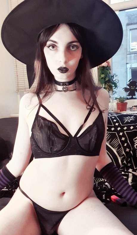 nerdy teen onlyfans art nude image