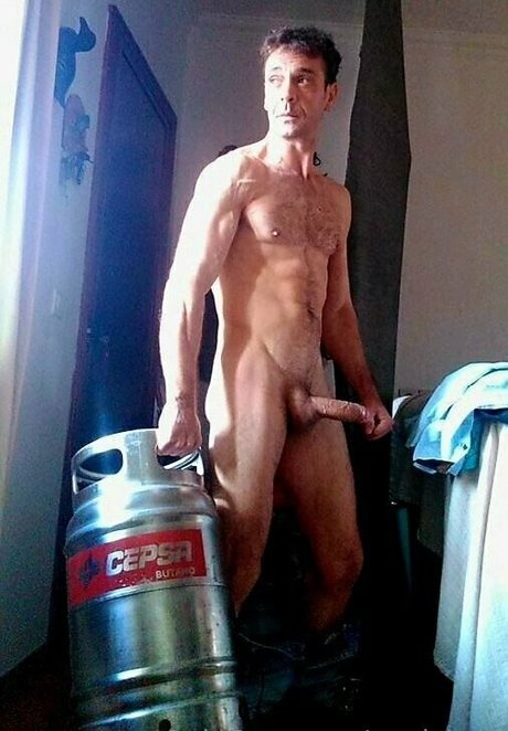 papi xxx modelo atractivo galerías