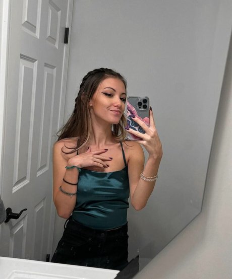 Echochlo modèle nu archive