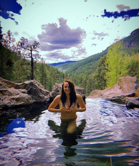 Stevie Lynn Jones nudes model pictures