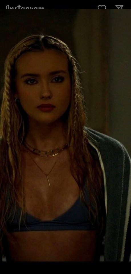 Chloe Rose Robertson nice pornstar gallery