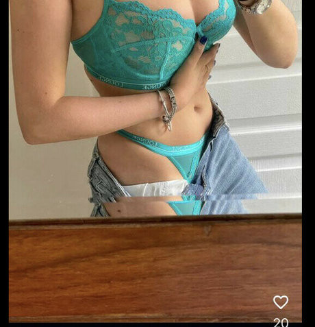 Charlotte Haffner bonita modelo imágenes