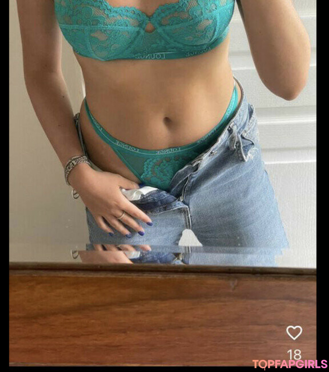 Charlotte Haffner étoile sexy collection