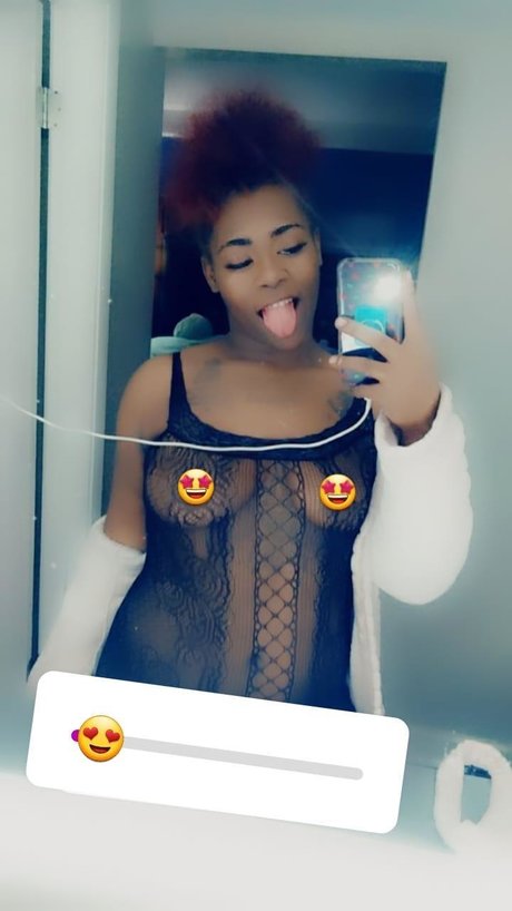 ItssHennesseyyy pornstar perfect photos