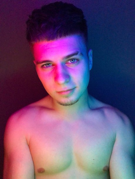 Mr Noise model erotic picture