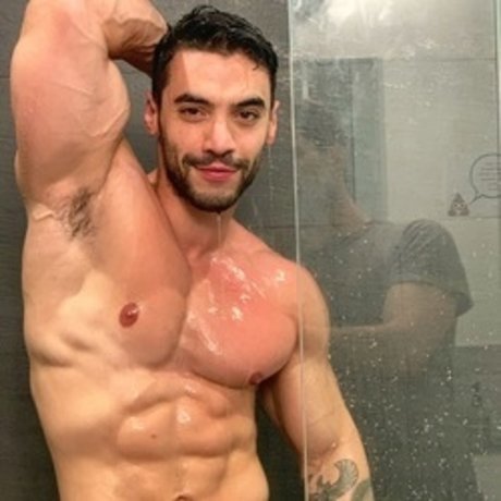 It s Aradwinwin star naked pictures