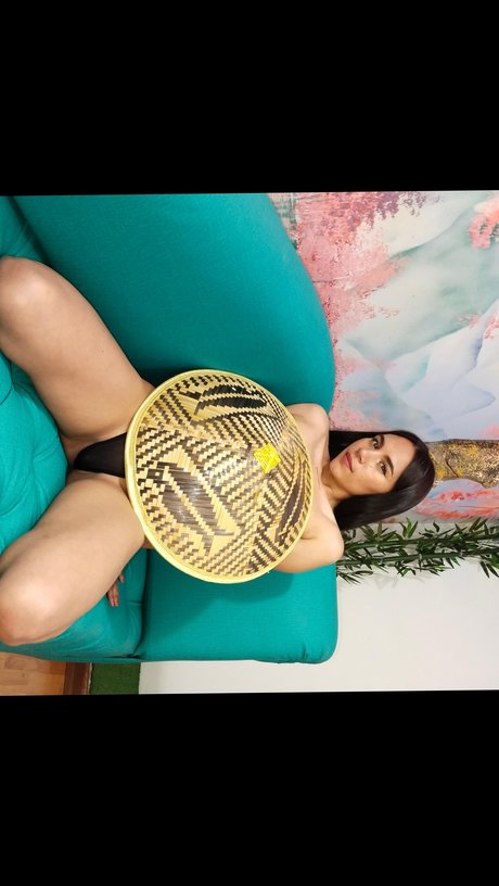Dayana cass top star pictures